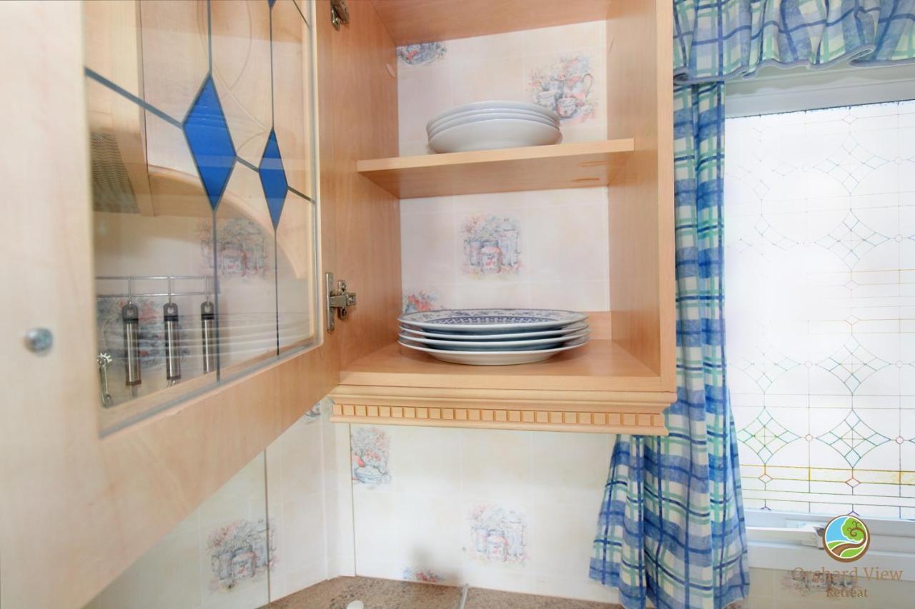 Orchard View Retreat - Dog Friendly, Enclosed Private Garden With Weather Dependant Hot Tub - Not On A Holiday Park Villa Little Clacton Eksteriør billede